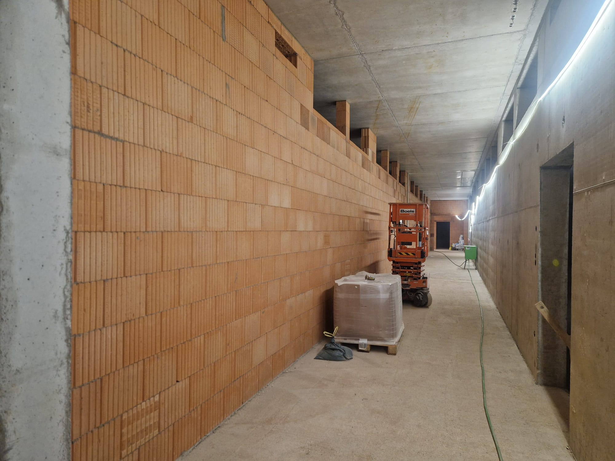 WhatsApp Image 2025-10-24 at 23.45.23_46b7fc8b