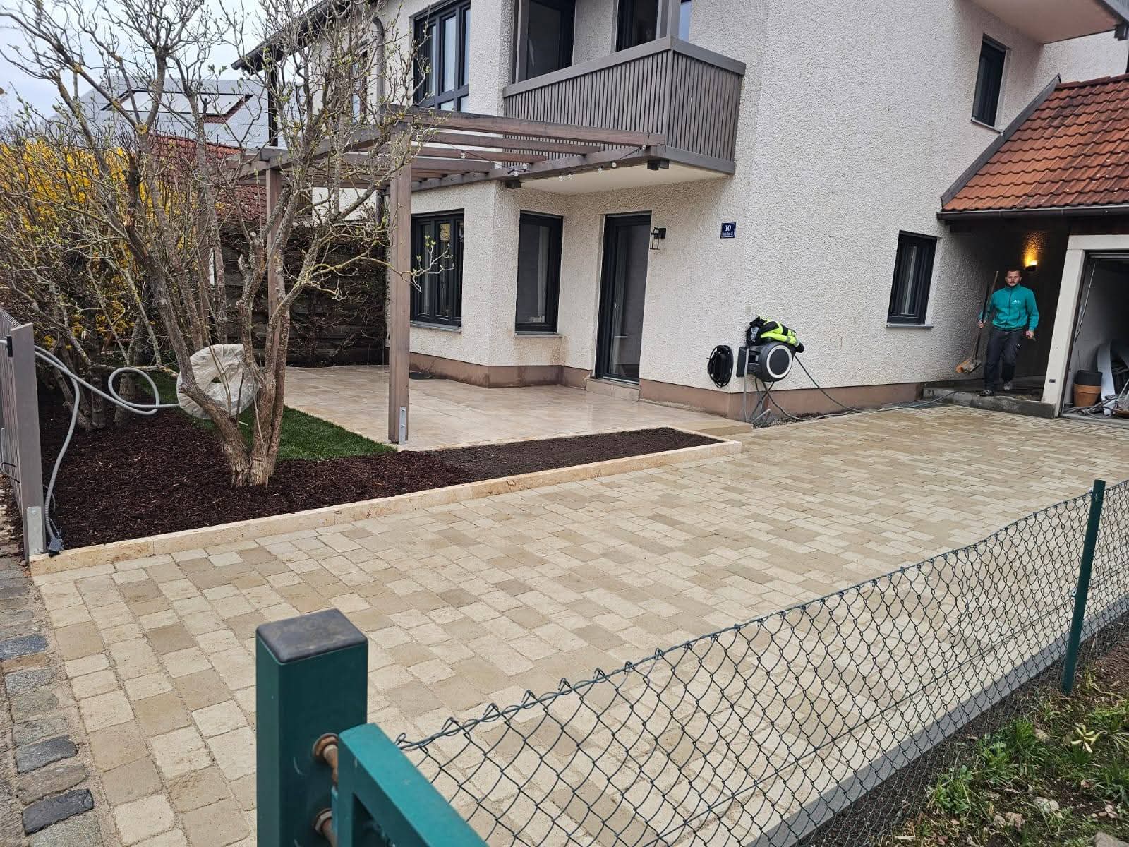 WhatsApp Image 2025-11-24 at 11.15.23_d9bc9bae